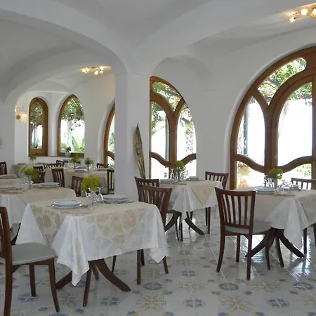 Hotel Parco Conte 3*