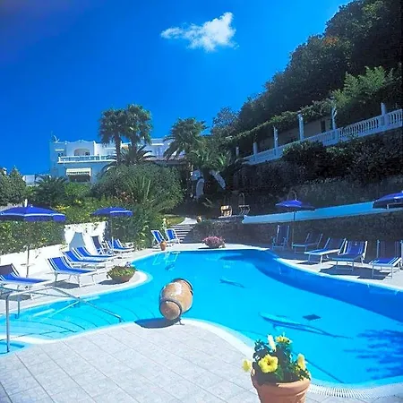 فندق Parco Conte 3*