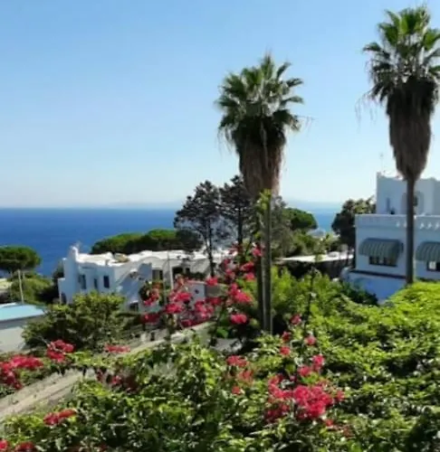 فندق Parco Conte كازاميتْشيولا تيرمي